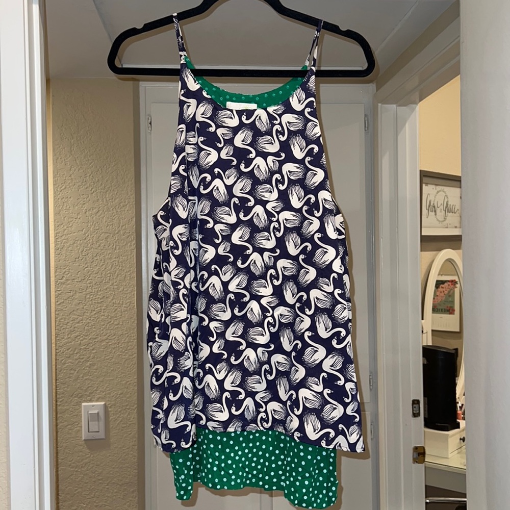 Mixed pattern sleeveless top